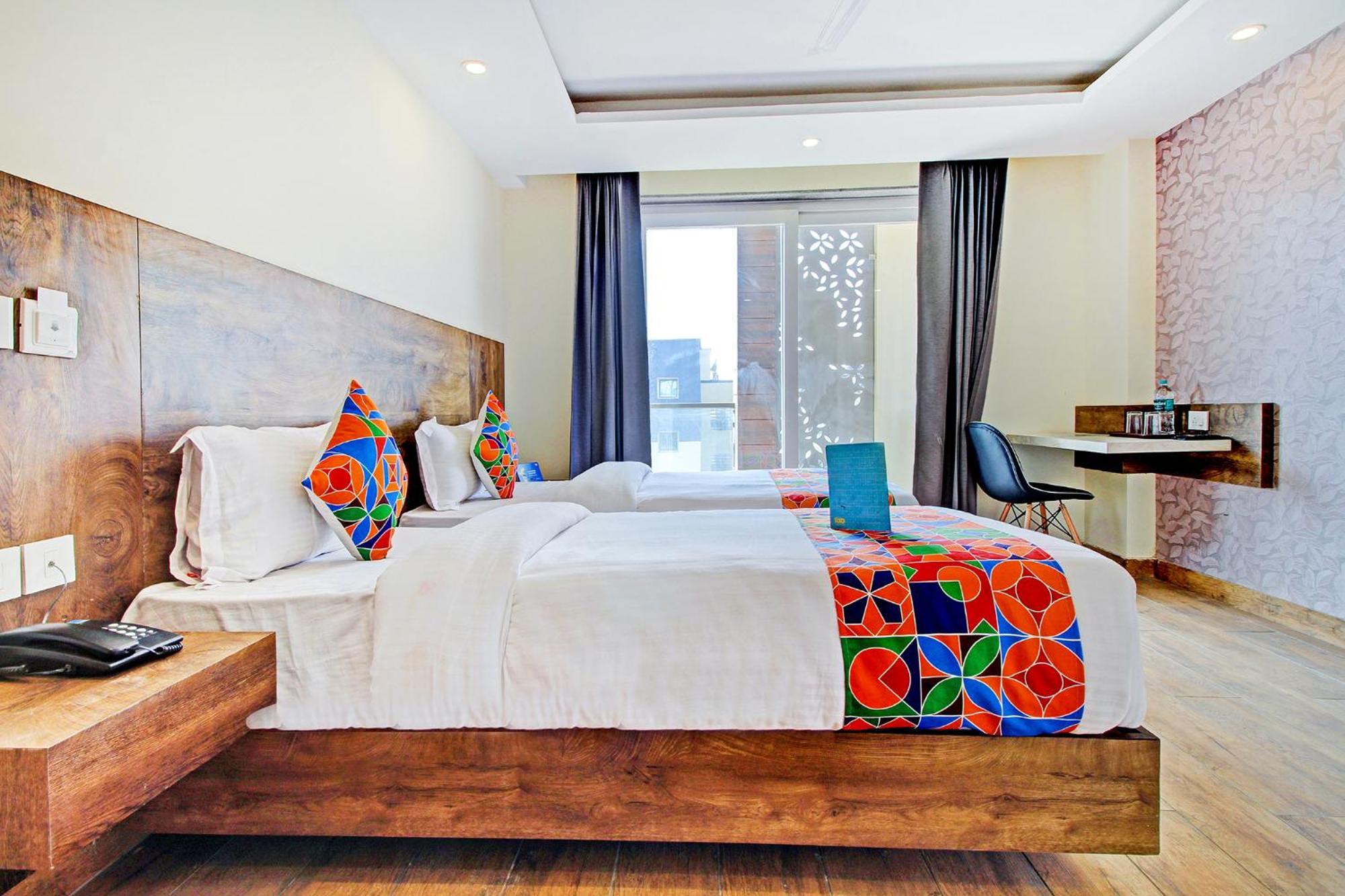Fabhotel Soft Petals Gurgaon Esterno foto
